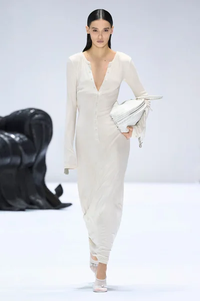 Look 47